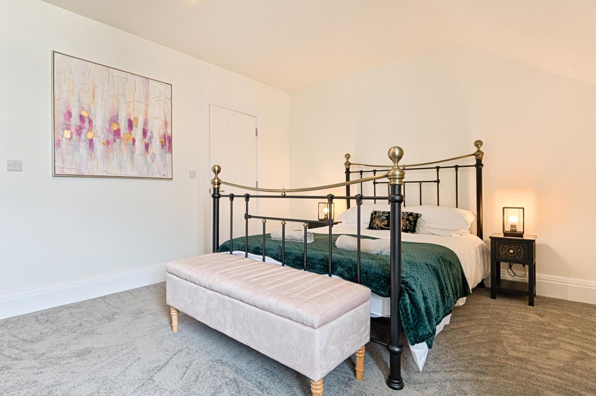 Ty Calon: 1920s Beachside Retreat For Family And Extended * Swansea