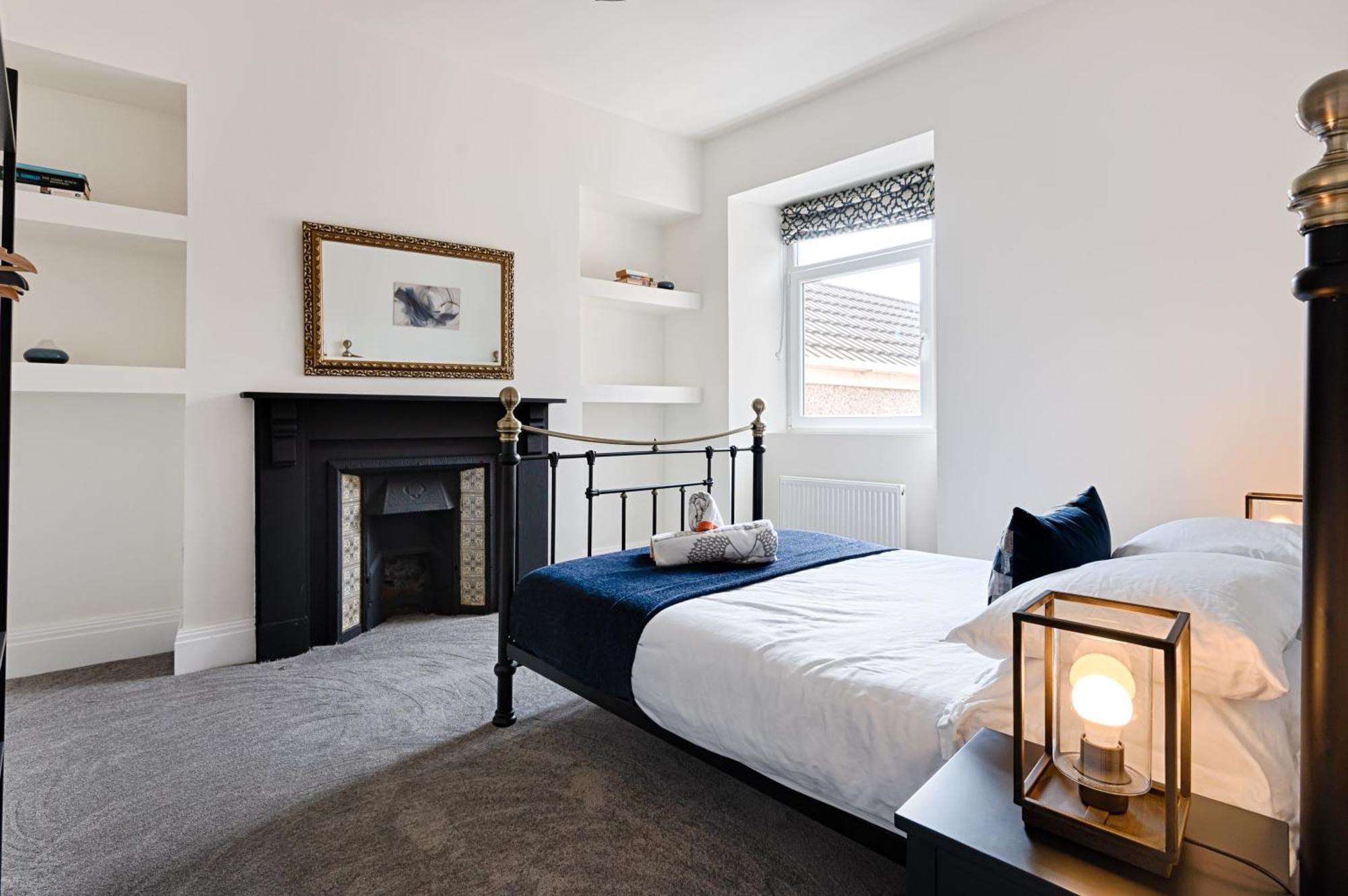 Ty Calon: 1920s Beachside Retreat For Family And Extended
