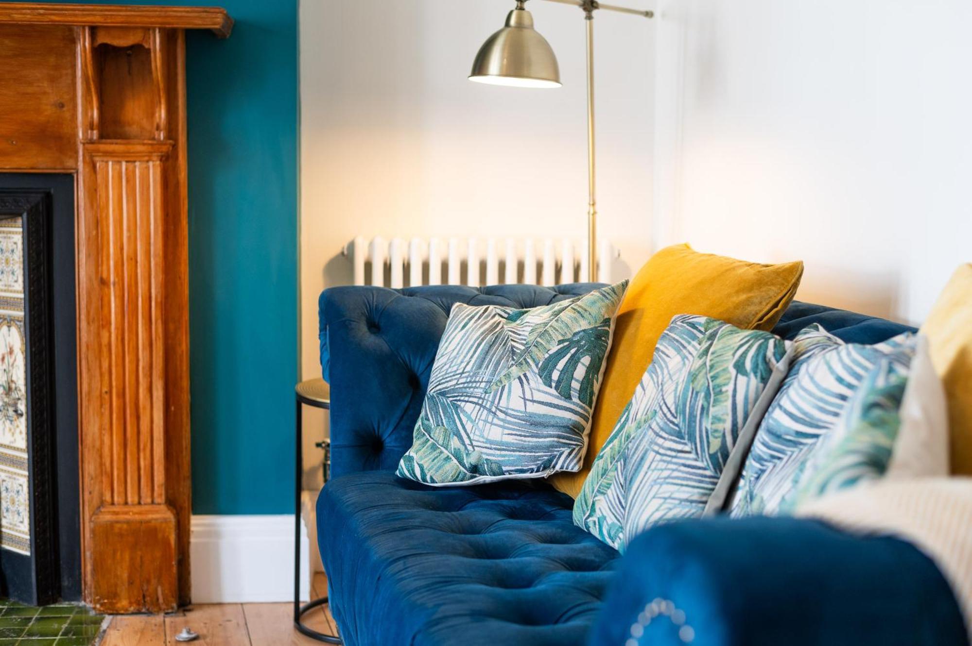 Holiday home Ty Calon: 1920s Beachside Retreat For Family And Extended
