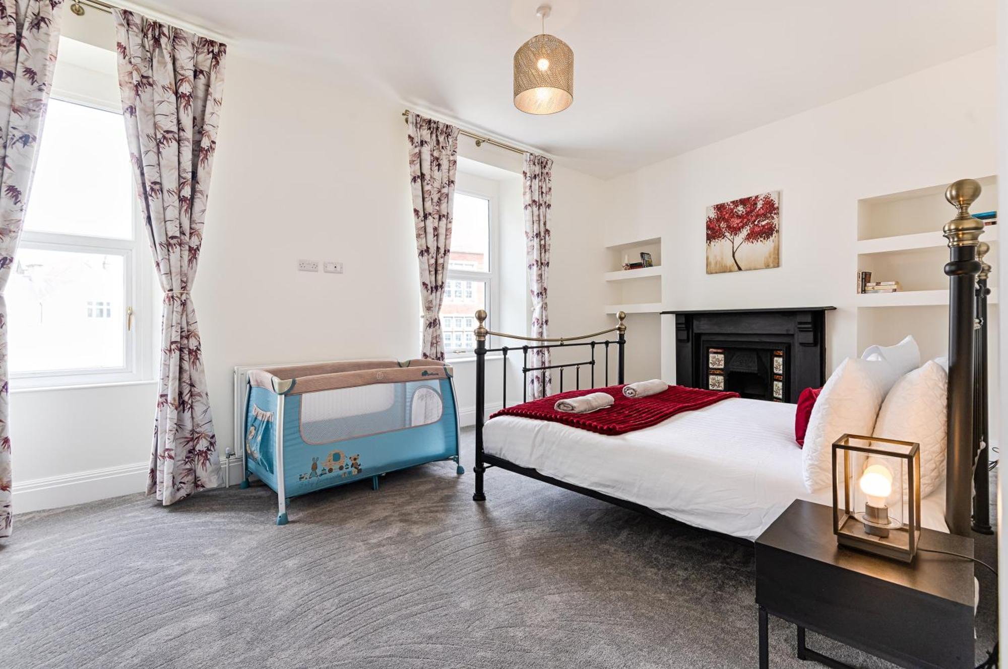 Holiday home Ty Calon: 1920s Beachside Retreat For Family And Extended