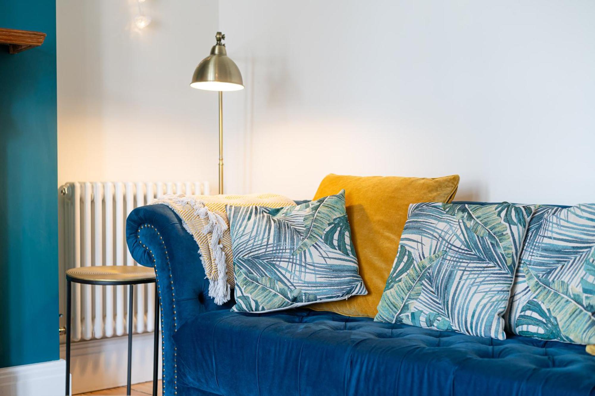 Ty Calon: 1920s Beachside Retreat For Family And Extended *